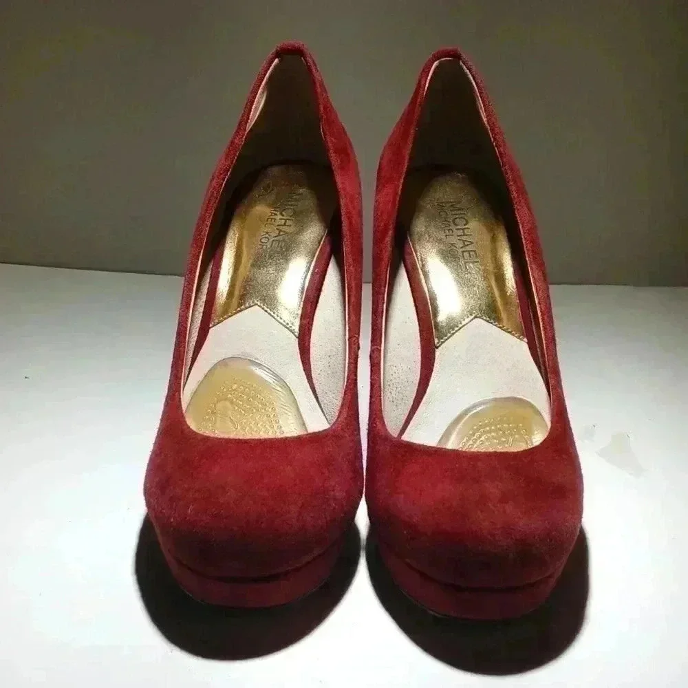 Micheal Kors platform heel